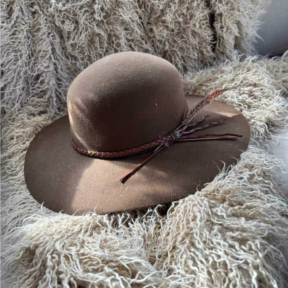 Carlie 1 Horse Floppy Hat
